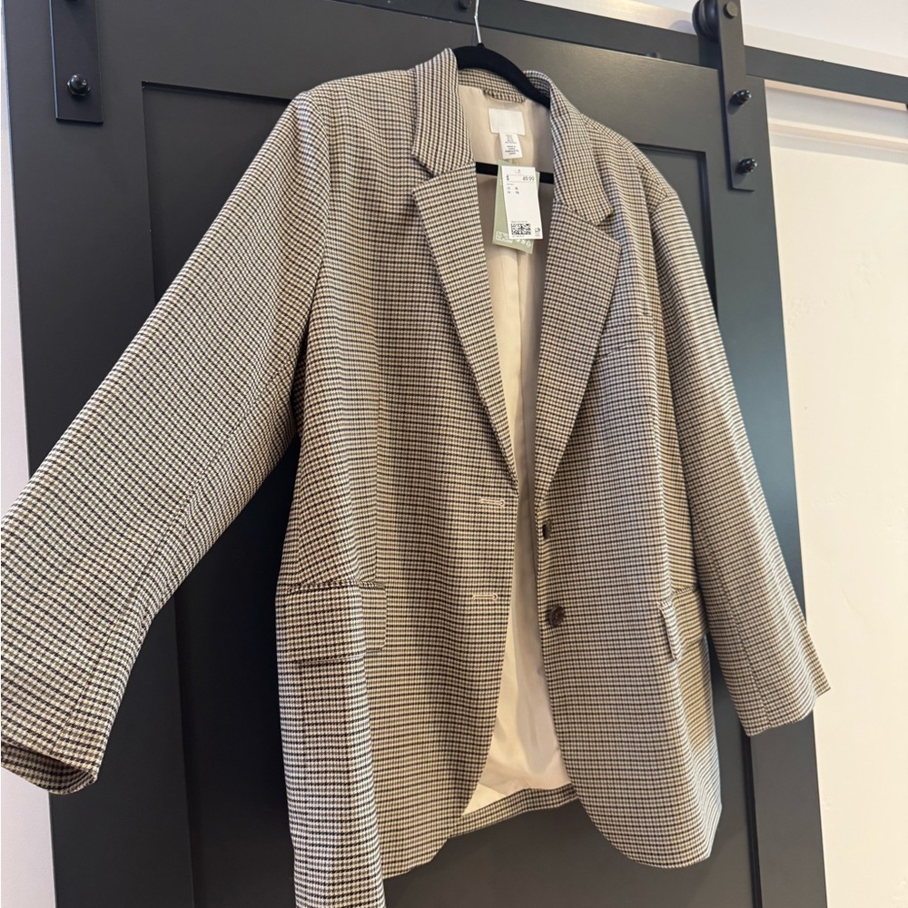 H&M Blazer NWT ✨